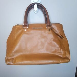 Michael Kors Medium Sutton Satchel Soft Camel Leather Lived-In Luxury (Vintage)